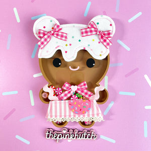 Gidget Gingerbread Wood Shaker - Group B