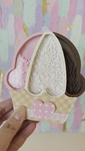 Load and play video in Gallery viewer, Waffle Cone Sundae - Neopolitan
